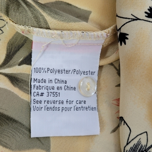 Image Satin Floral Print Blouse - Picture 3 of 9